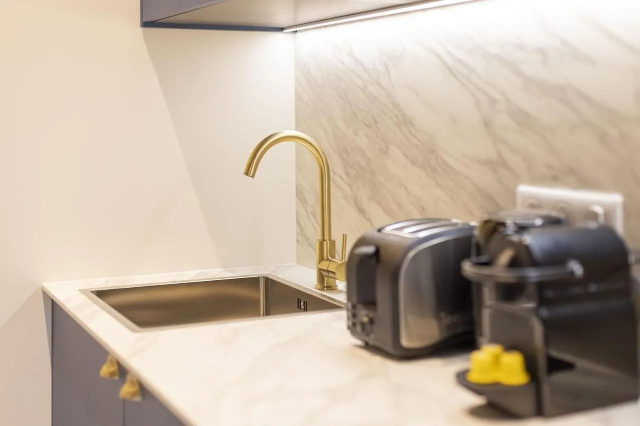 Amazing Apartment - 2Br-6P - Gare Du Nord Paris 0*,  France